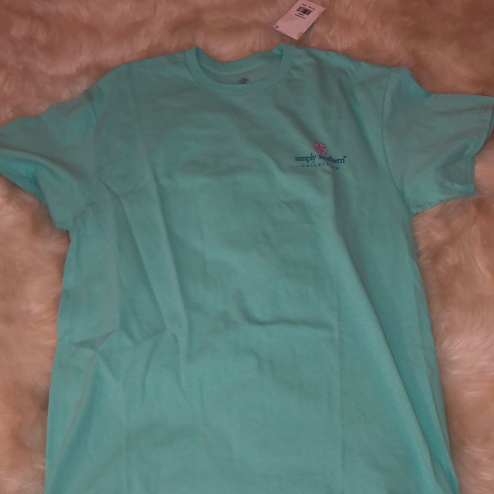 Simply Southern t shirt never worn!